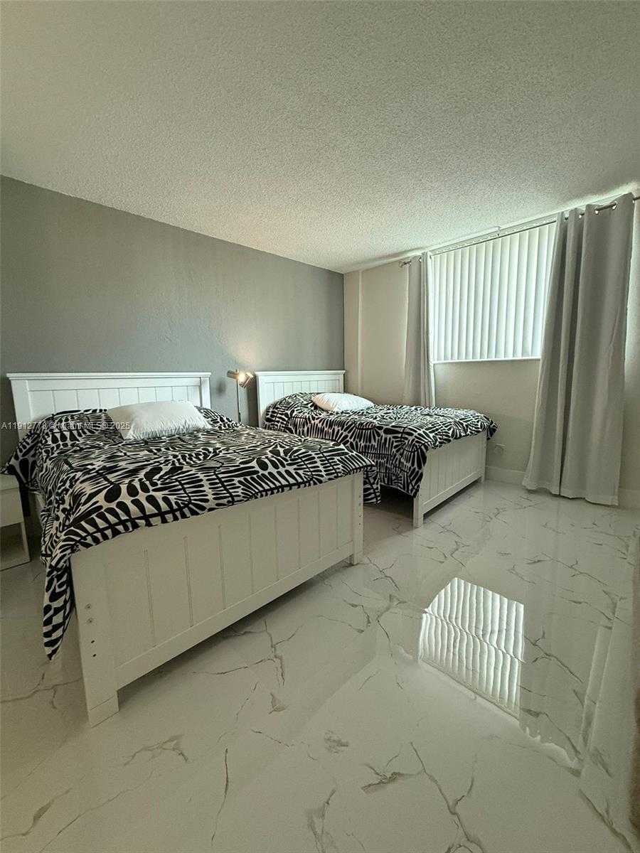 Small Image of 19380 COLLINS AVE #1209, Sunny Isles Beach Number 10