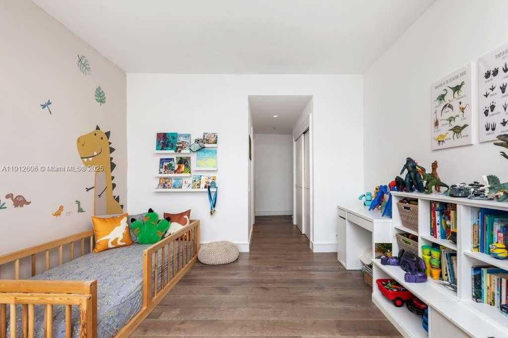 Small Image of 808 BRICKELL KEY DR #2504, Miami Number 12