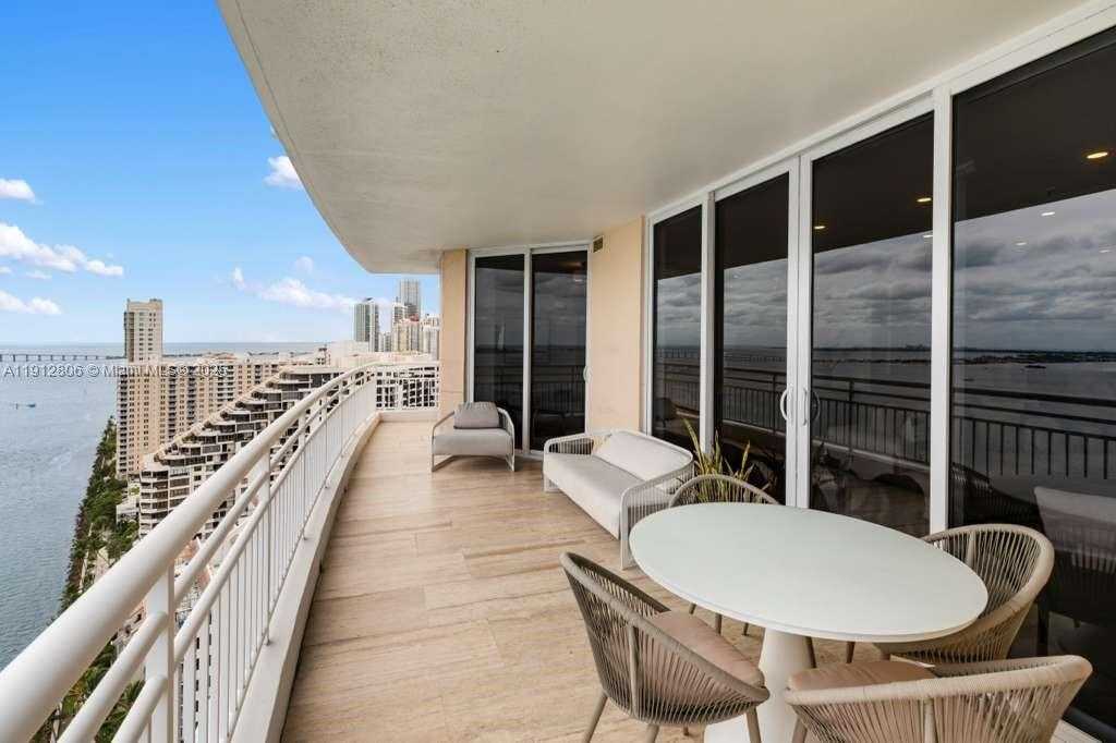 Small Image of 808 BRICKELL KEY DR #2504, Miami Number 2