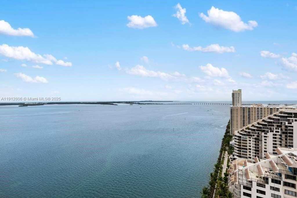 Small Image of 808 BRICKELL KEY DR #2504, Miami Number 3