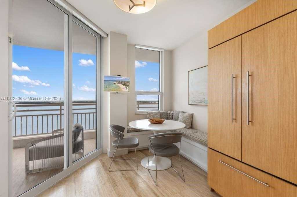 Small Image of 808 BRICKELL KEY DR #2504, Miami Number 9