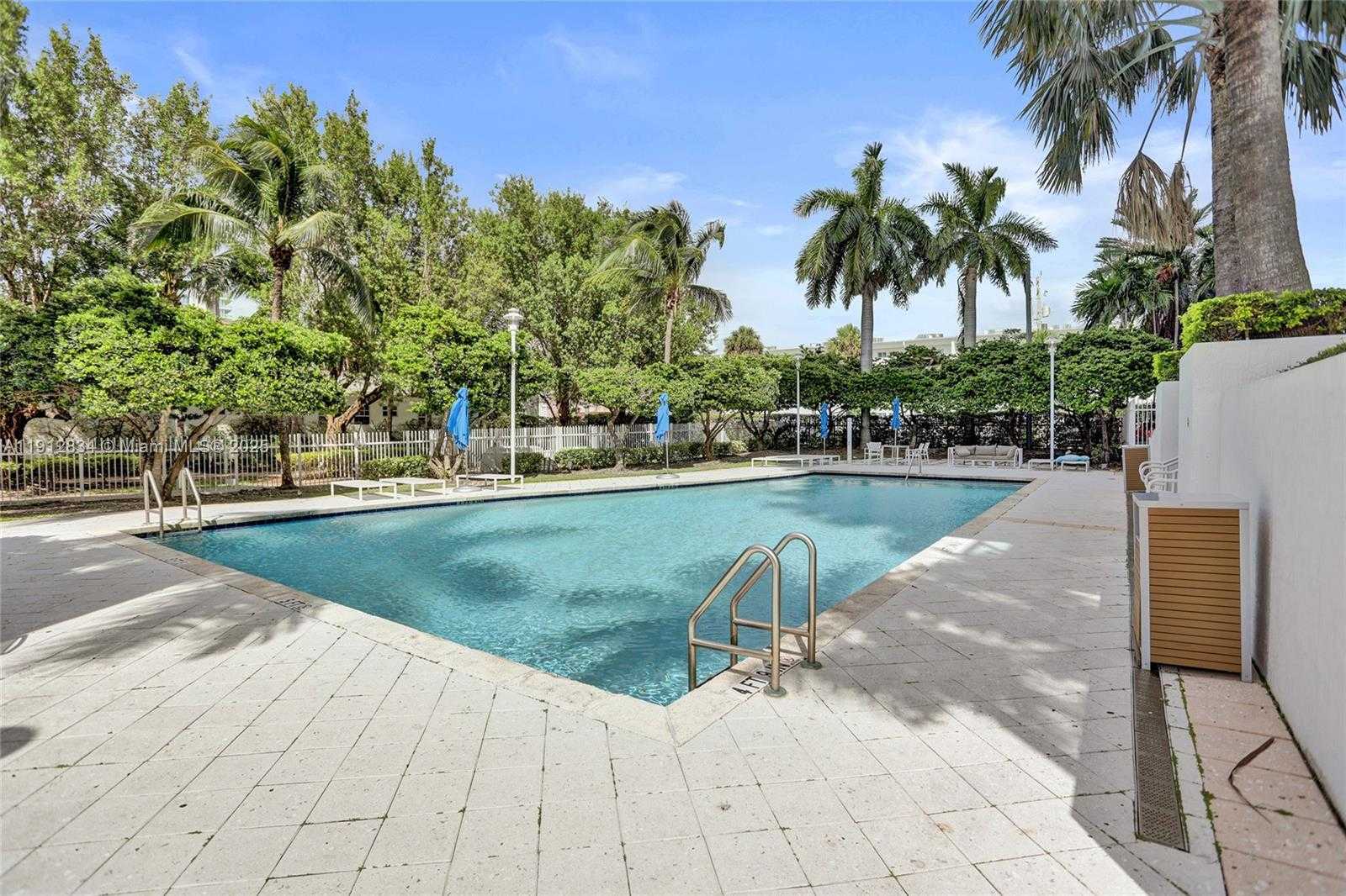 Small Image of 7910 HARBOR ISLAND DR #1201, North Bay Village Number 38