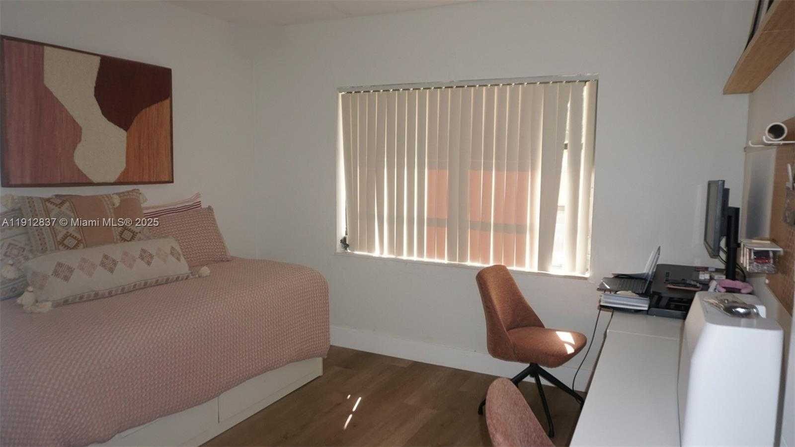 Small Image of 7953 SOUTH WEST 104TH ST #205D, Miami Number 12