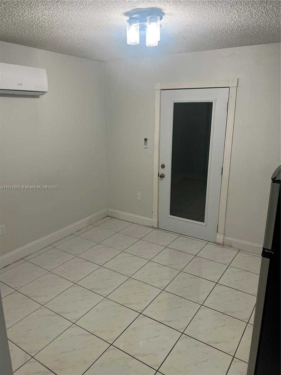 Small Image of 14364 SOUTH WEST 159TH TER, Miami Number 1