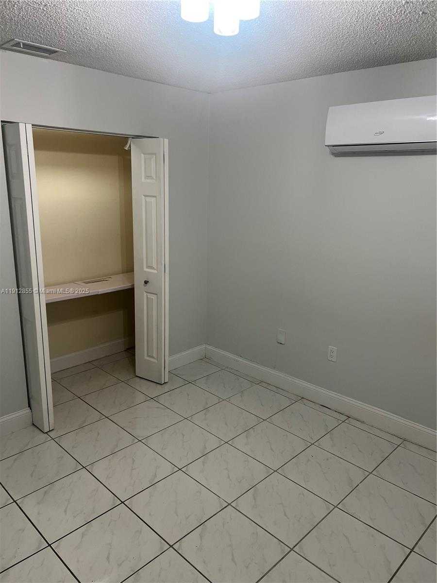 Small Image of 14364 SOUTH WEST 159TH TER, Miami Number 6