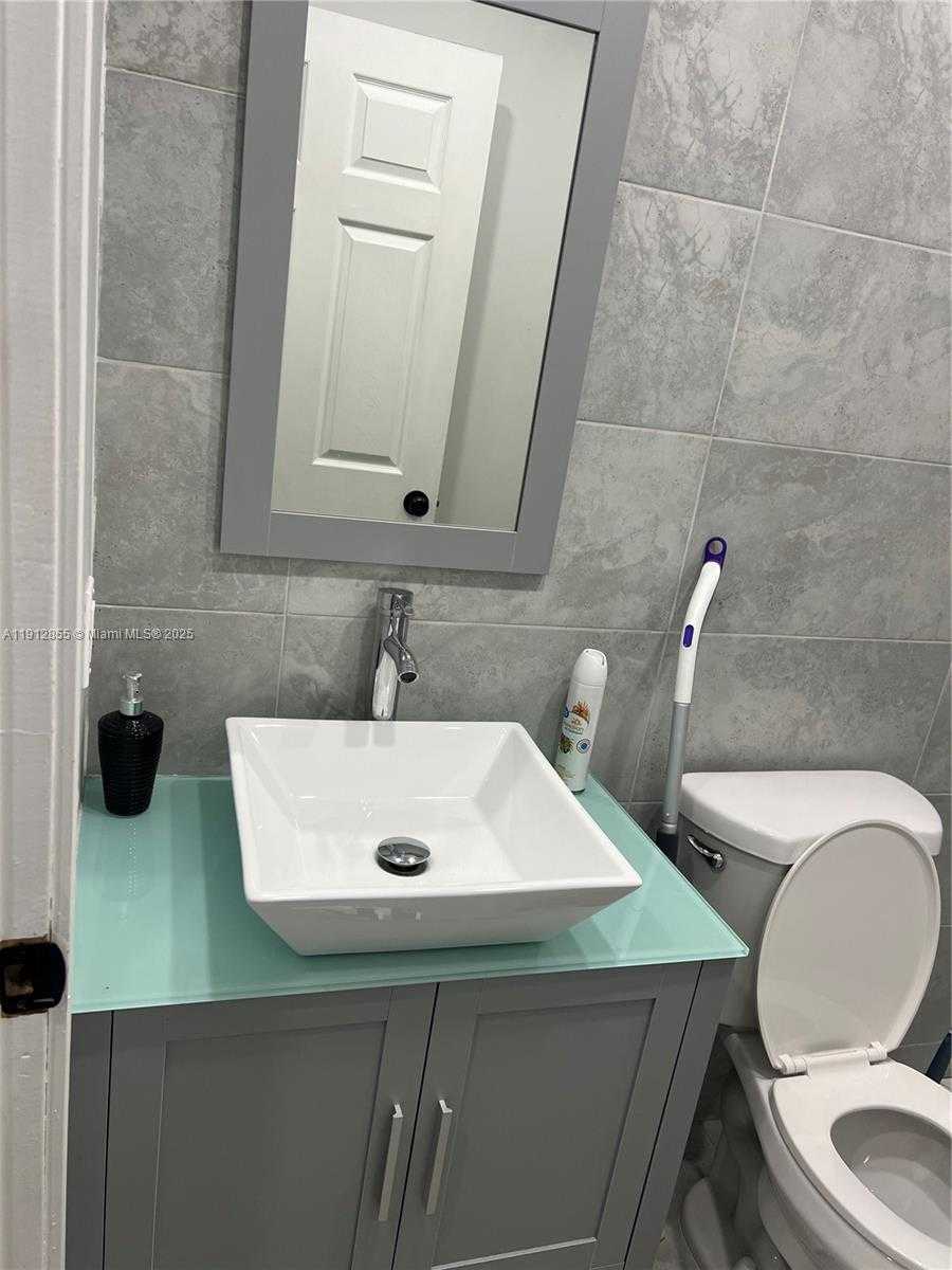 Small Image of 14364 SOUTH WEST 159TH TER, Miami Number 7