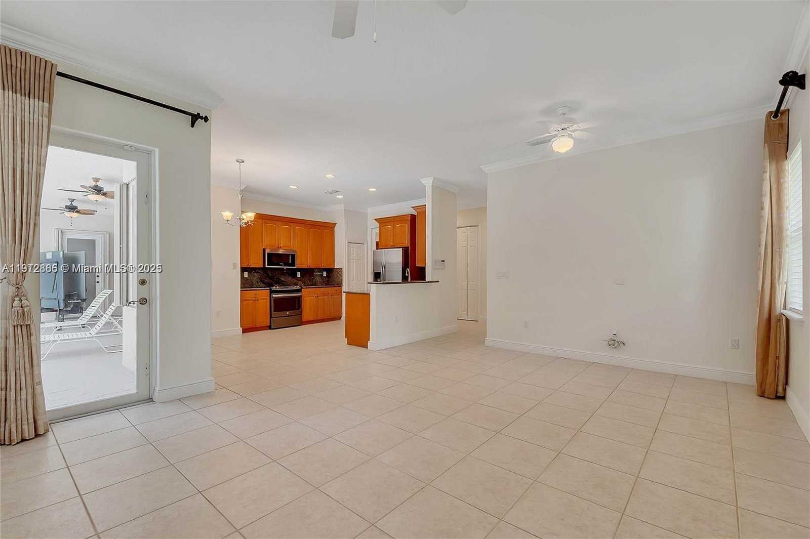 Small Image of 17117 SOUTH WEST 82ND CT, Palmetto Bay Number 13