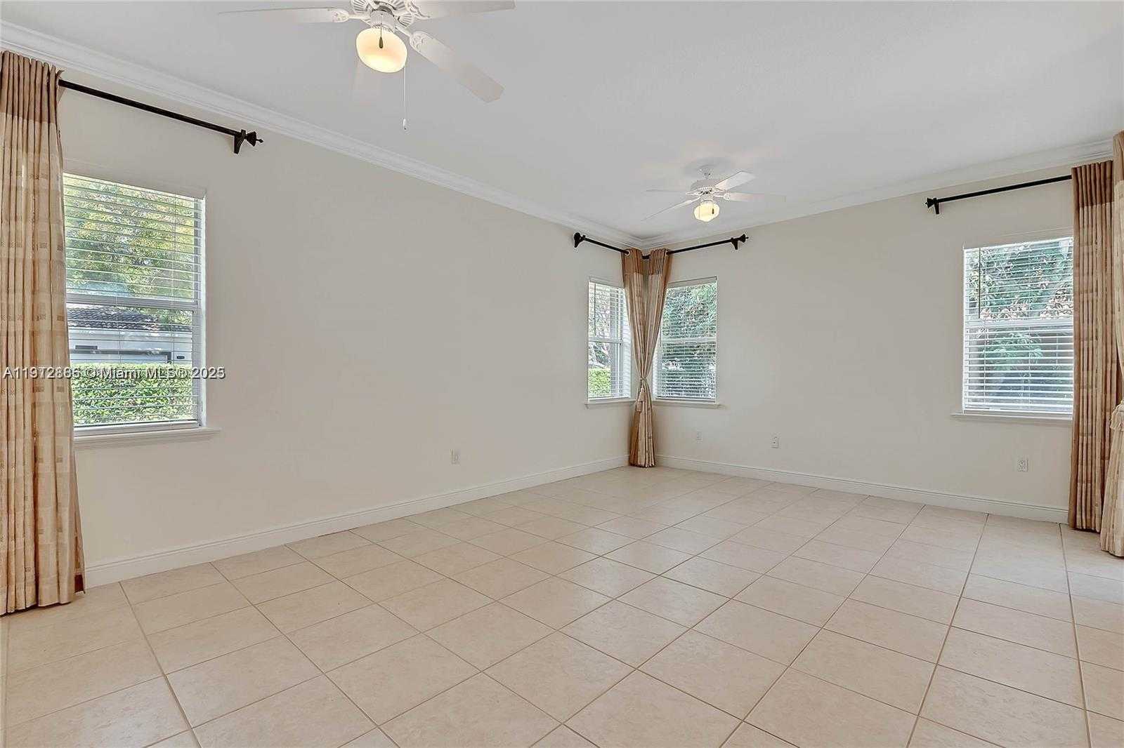 Small Image of 17117 SOUTH WEST 82ND CT, Palmetto Bay Number 14