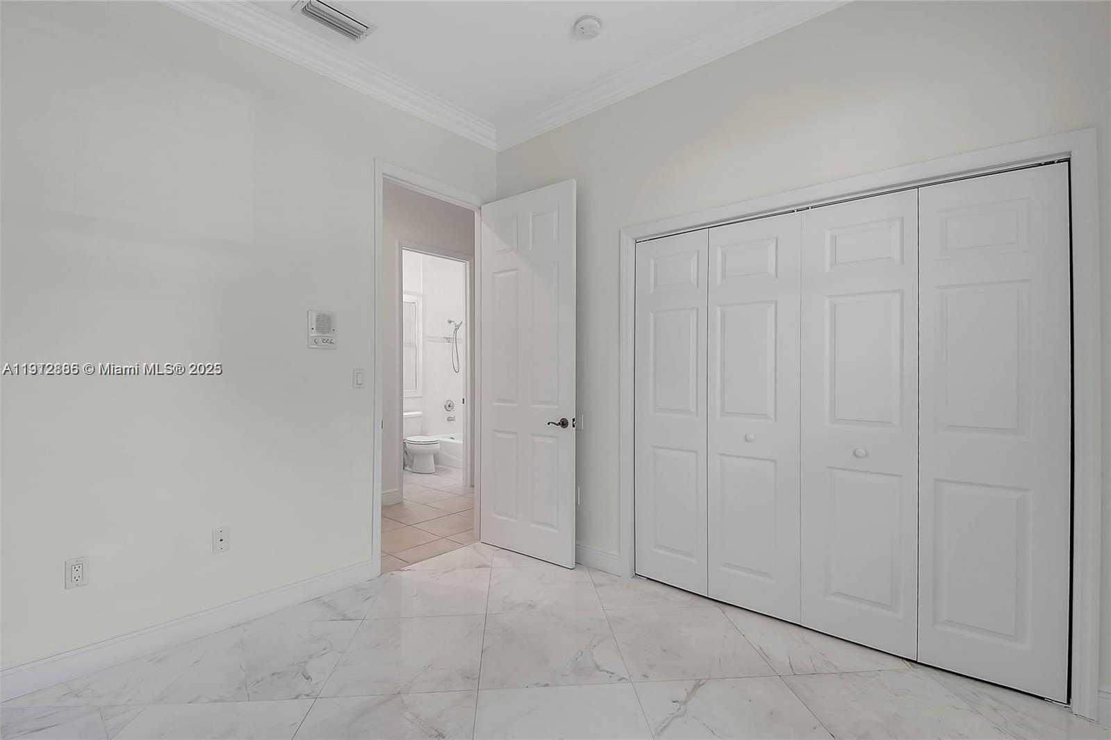 Small Image of 17117 SOUTH WEST 82ND CT, Palmetto Bay Number 16