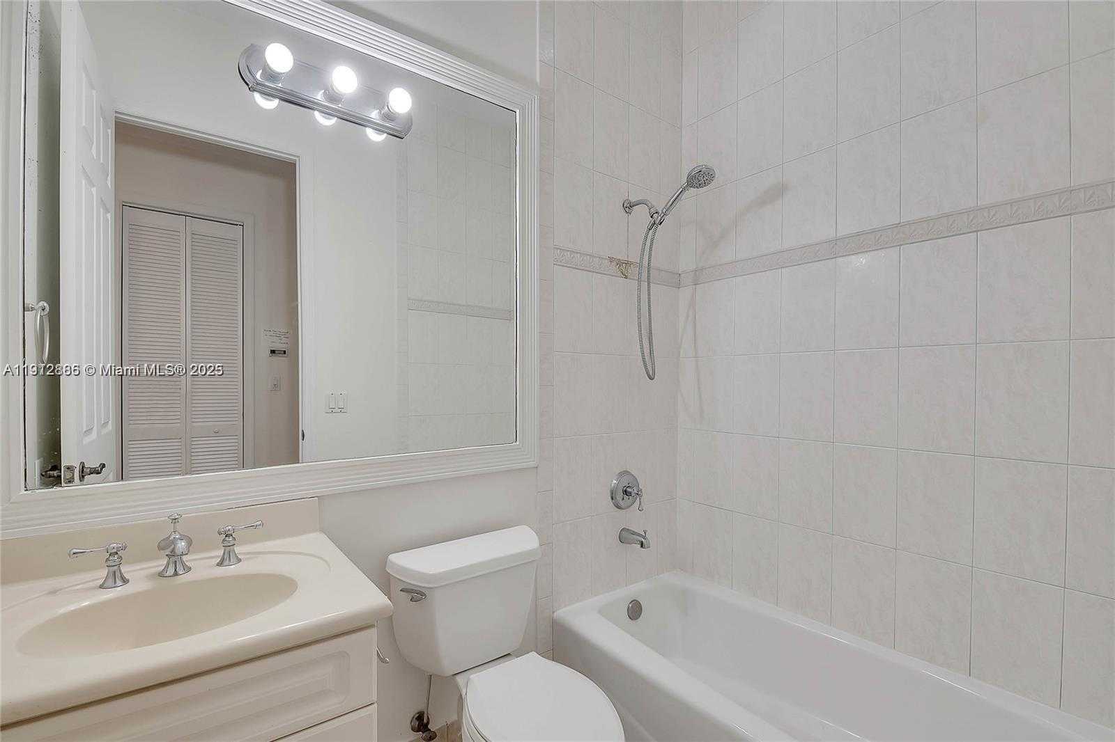 Small Image of 17117 SOUTH WEST 82ND CT, Palmetto Bay Number 17