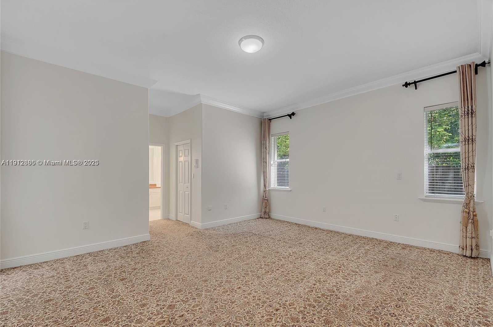 Small Image of 17117 SOUTH WEST 82ND CT, Palmetto Bay Number 19