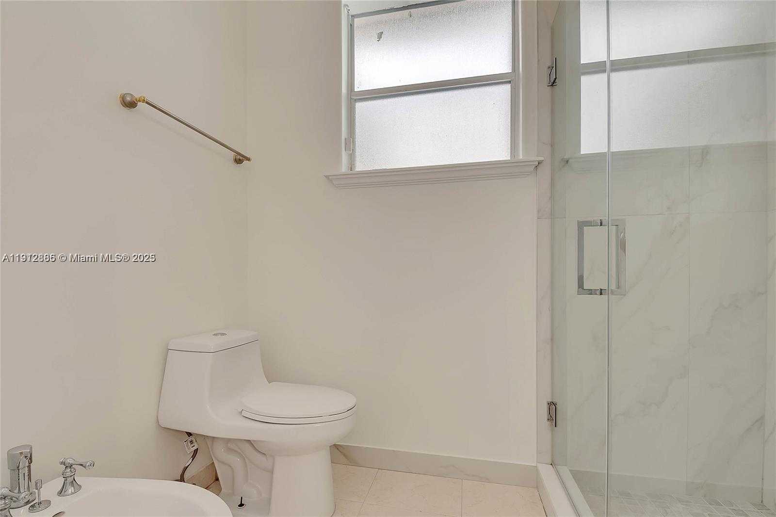 Small Image of 17117 SOUTH WEST 82ND CT, Palmetto Bay Number 25