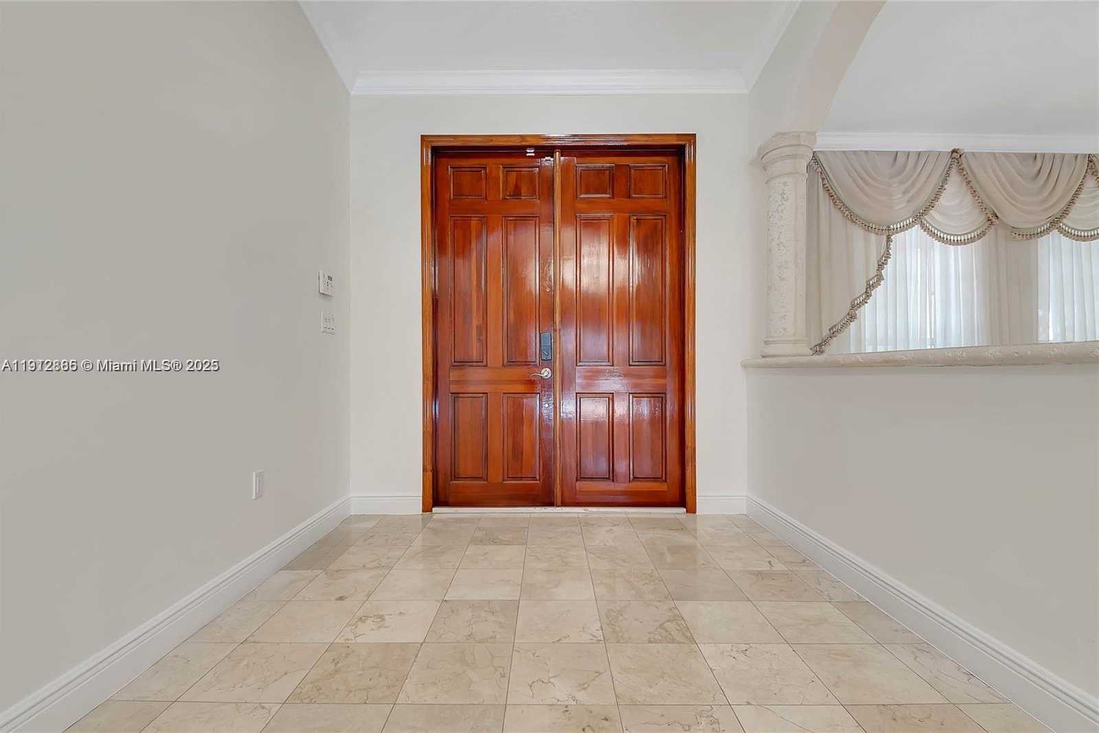 Small Image of 17117 SOUTH WEST 82ND CT, Palmetto Bay Number 4