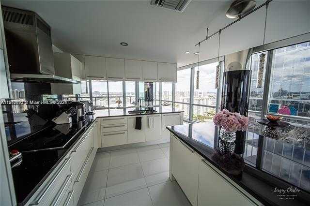 Small Image of 17121 COLLINS AVE #2908, Sunny Isles Beach Number 31