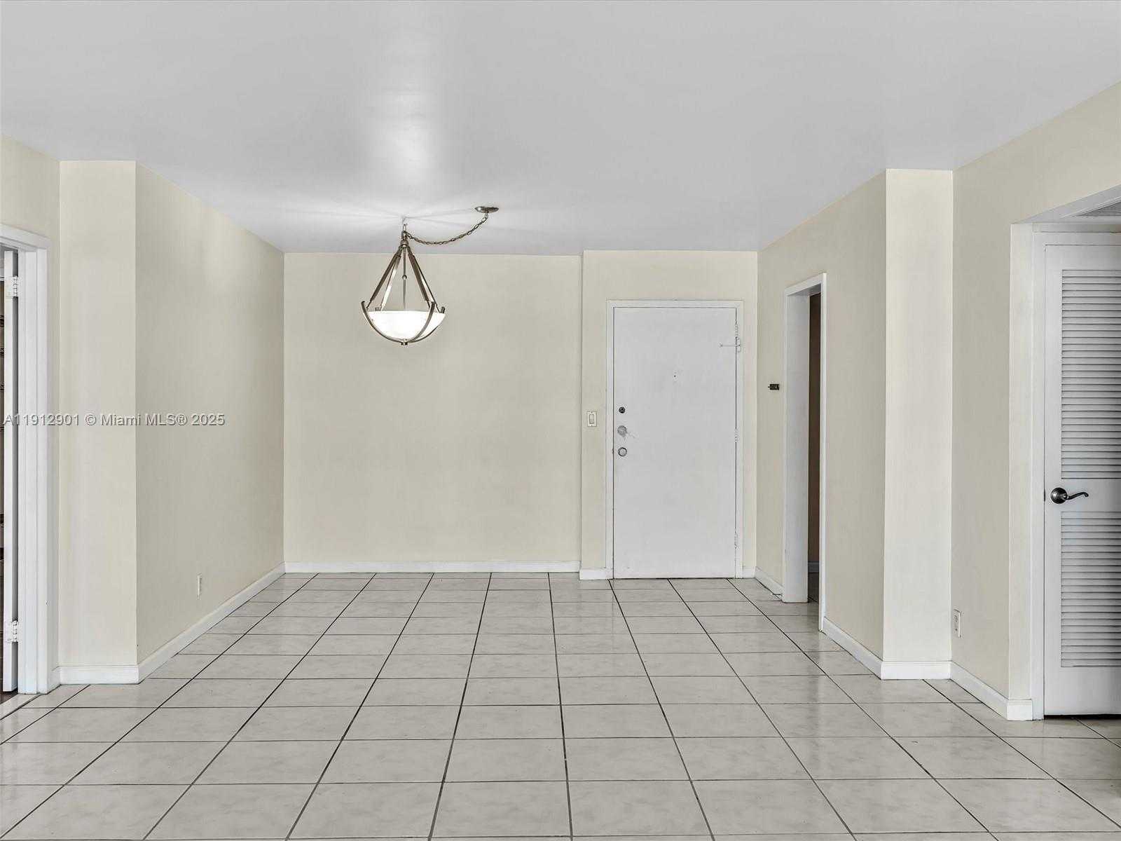 Small Image of 2030 SOUTH OCEAN DR #2024, Hallandale Beach Number 14