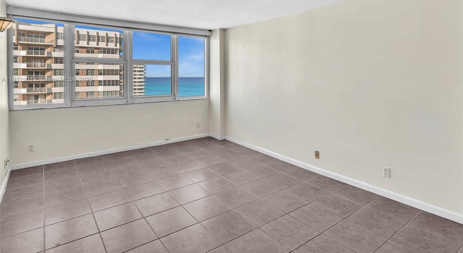 Small Image of 2030 SOUTH OCEAN DR #2024, Hallandale Beach Number 22