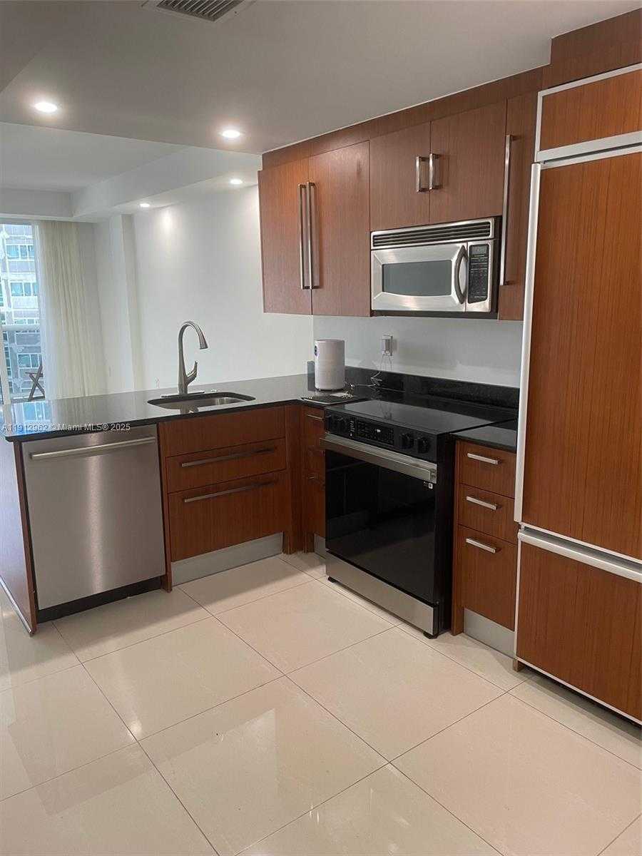 Small Image of 10275 COLLINS AVE #1201, Bal Harbour Number 14