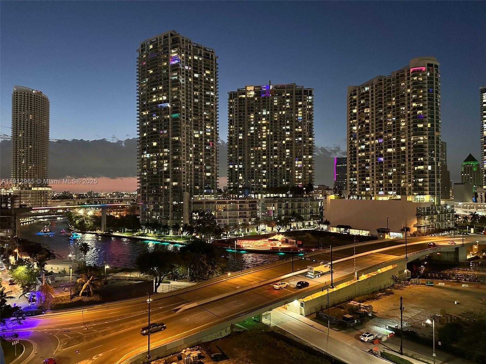 Small Image of 68 SOUTH EAST 6TH ST #2205, Miami Number 2