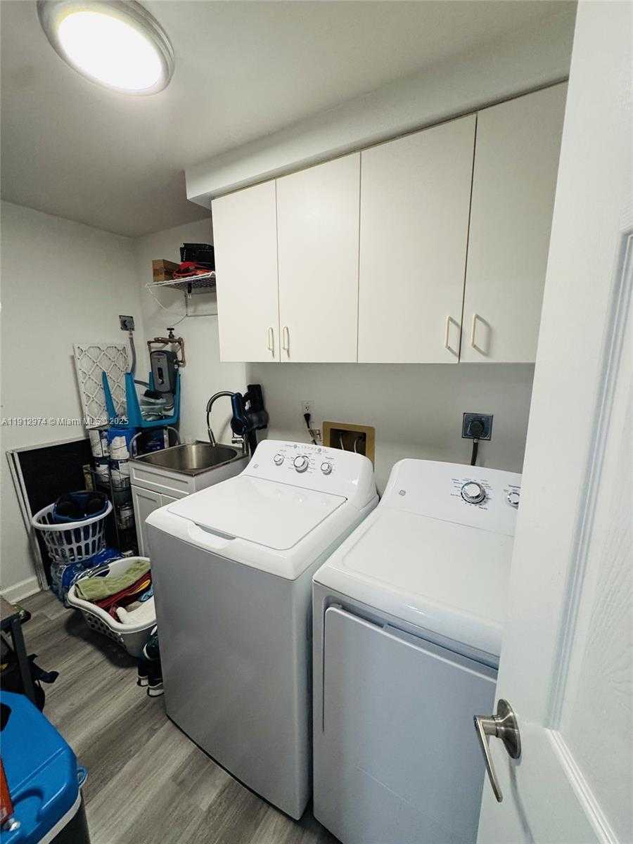 Small Image of 9725 NORTH WEST 52ND ST #114, Doral Number 15