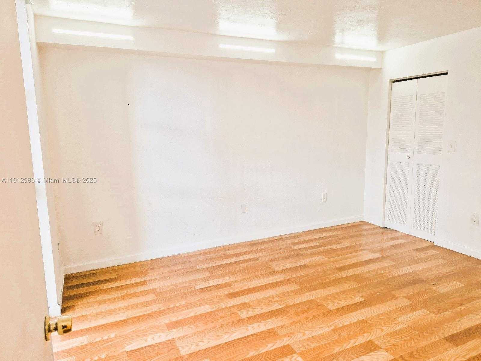 Small Image of 11800 SOUTH WEST 18TH ST #209-4, Miami Number 19