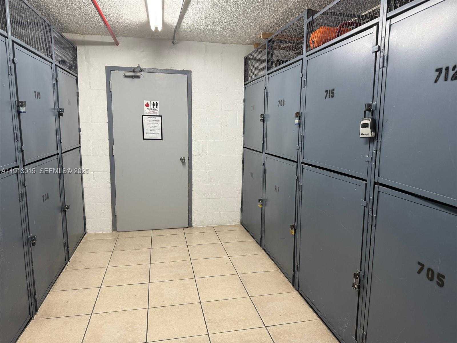 Small Image of 17011 NORTH BAY RD #706, Sunny Isles Beach Number 16