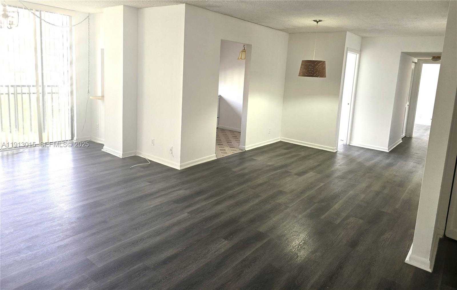 Small Image of 17011 NORTH BAY RD #706, Sunny Isles Beach Number 26