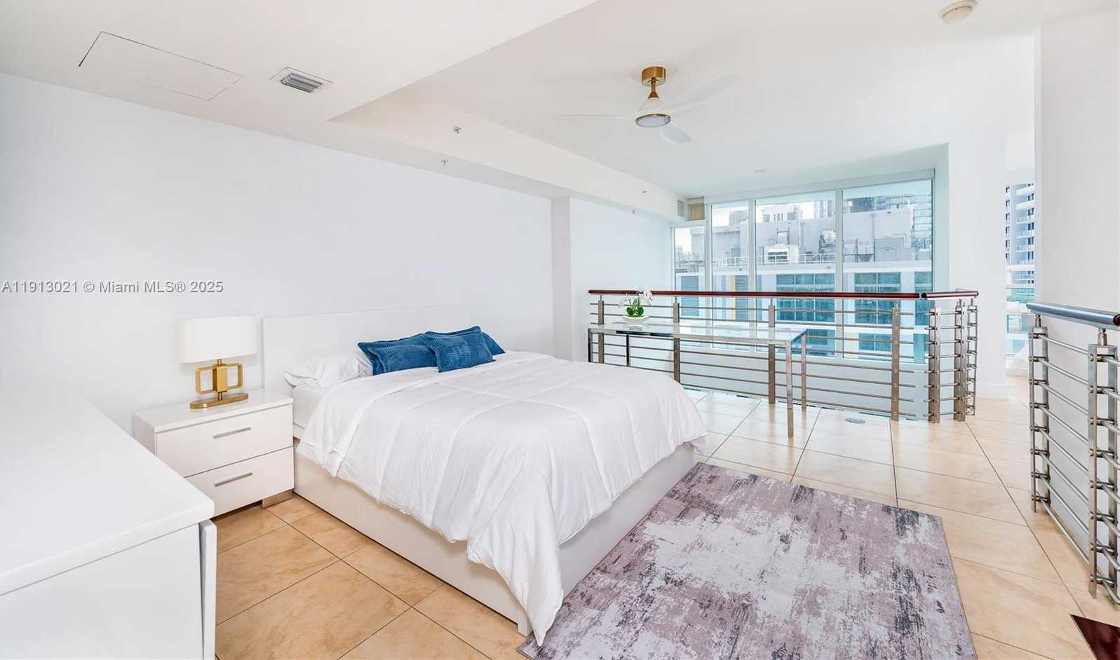 Small Image of 41 SOUTH EAST 5TH ST #1508, Miami Number 19