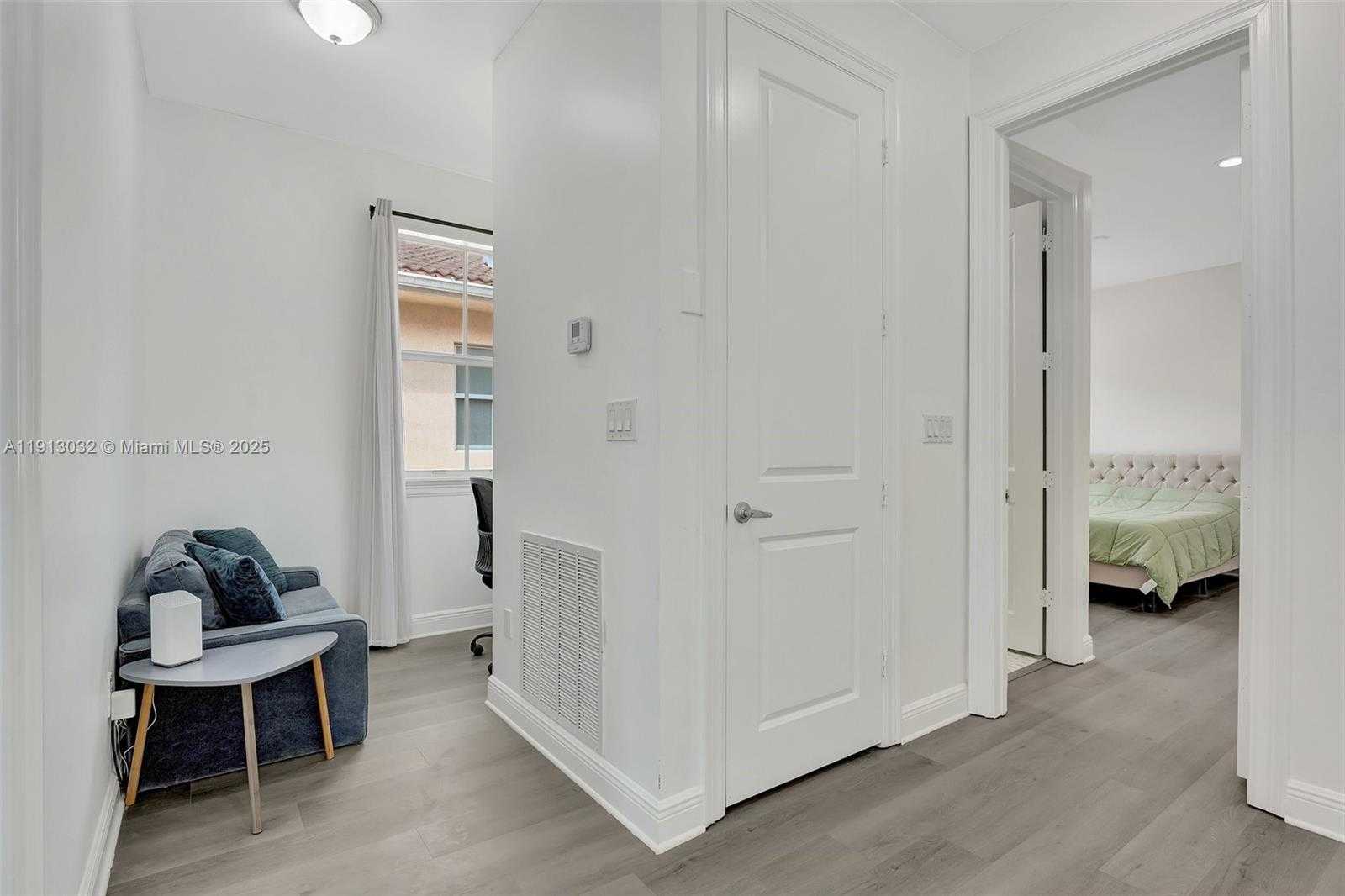 Small Image of 407 SOUTH WEST 17TH ST #407, Fort Lauderdale Number 16