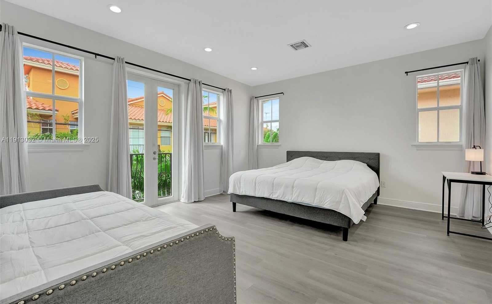 Small Image of 407 SOUTH WEST 17TH ST #407, Fort Lauderdale Number 18