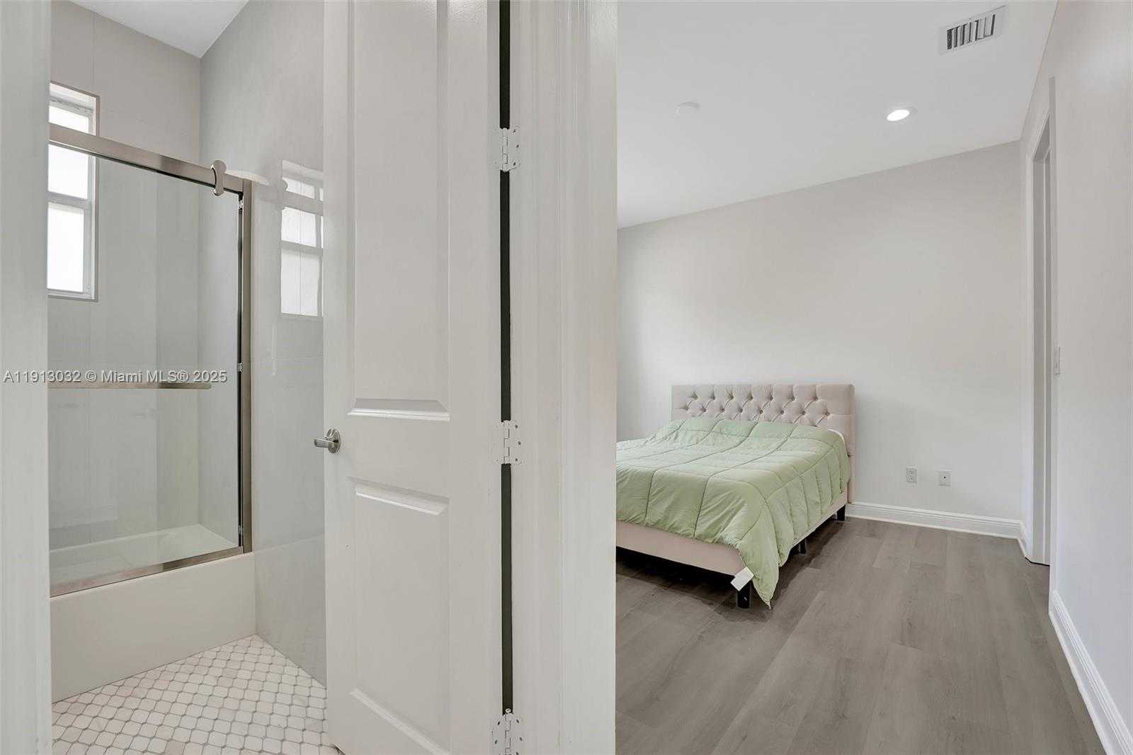 Small Image of 407 SOUTH WEST 17TH ST #407, Fort Lauderdale Number 28