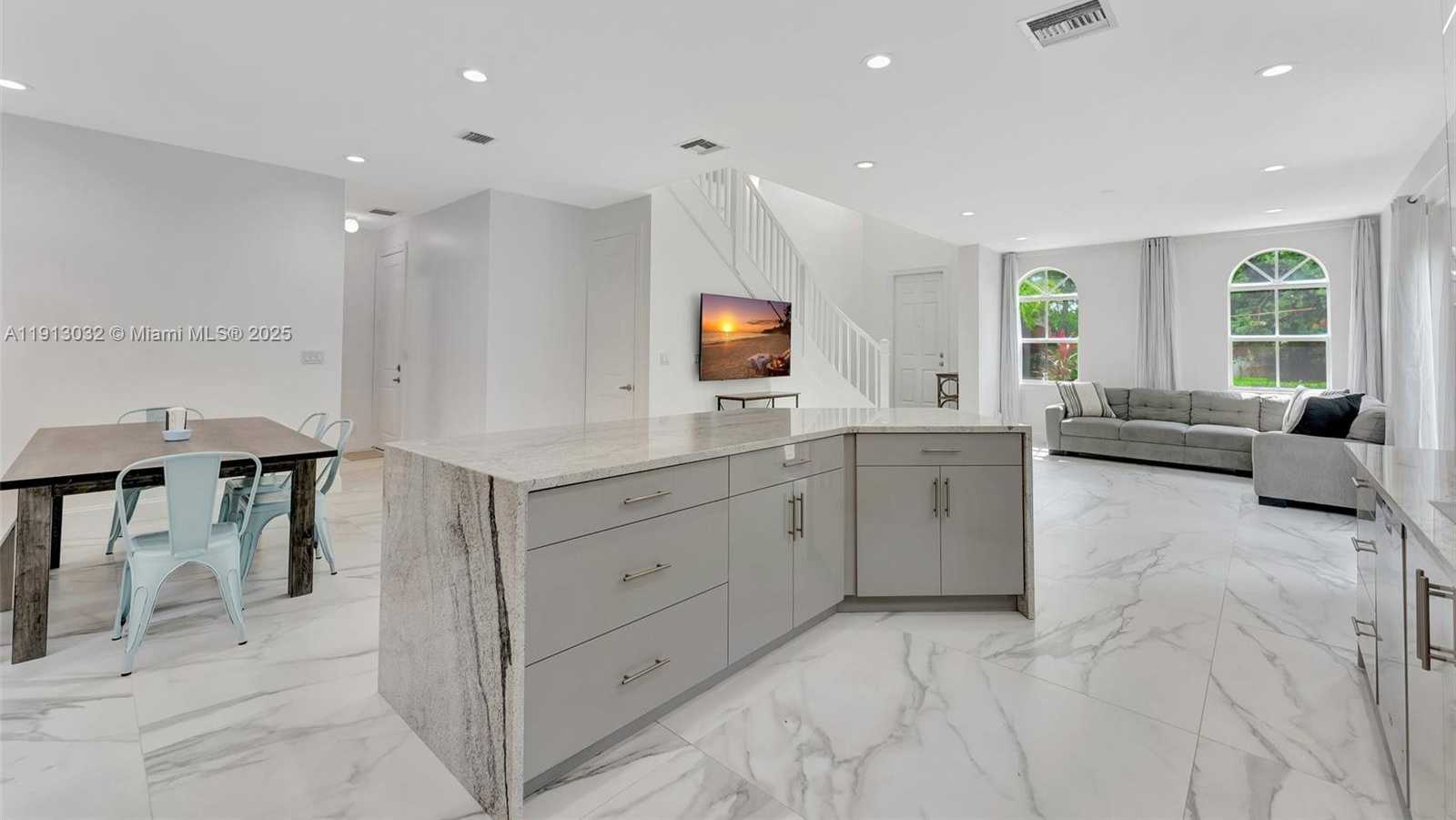 Small Image of 407 SOUTH WEST 17TH ST #407, Fort Lauderdale Number 7