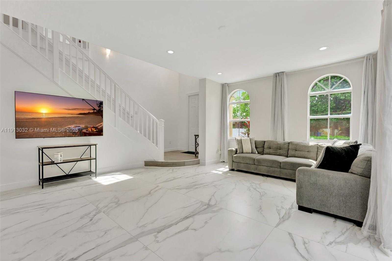 Small Image of 407 SOUTH WEST 17TH ST #407, Fort Lauderdale Number 8