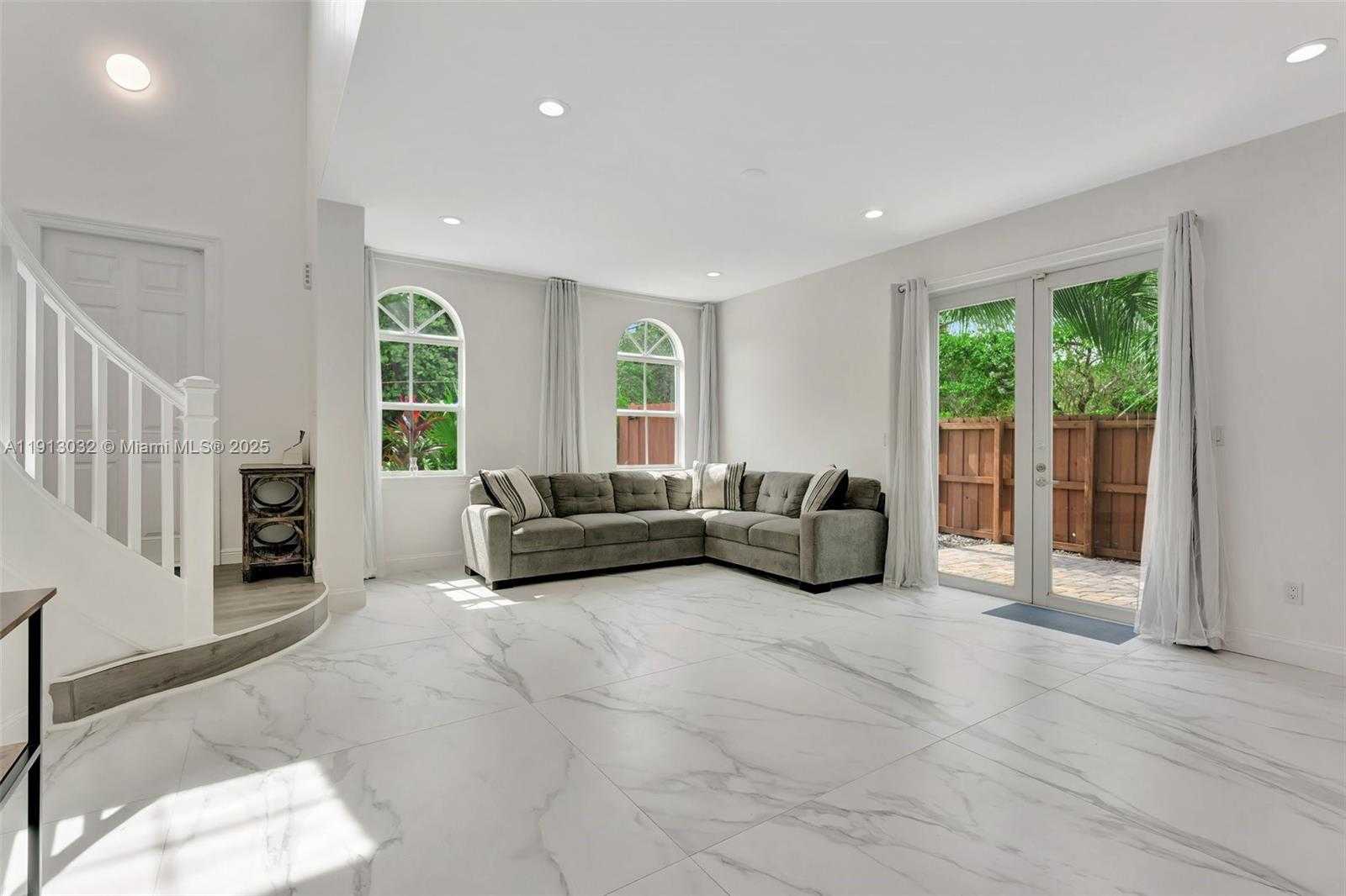 Small Image of 407 SOUTH WEST 17TH ST #407, Fort Lauderdale Number 9