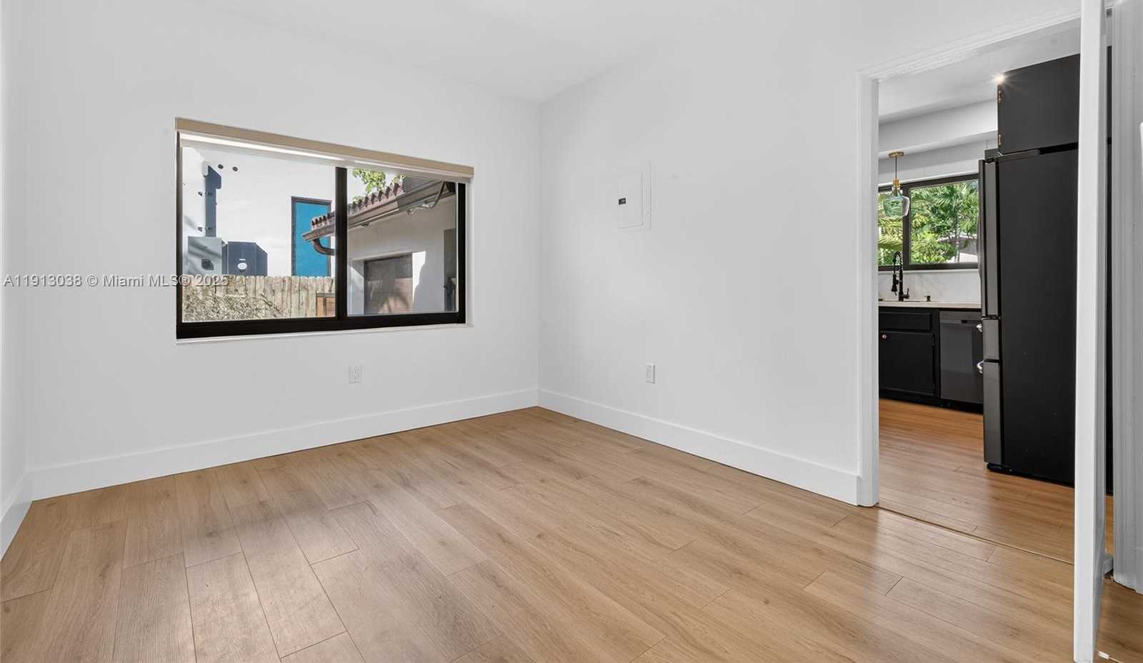 Small Image of 465 NORTH EAST 52ND ST, Miami Number 12