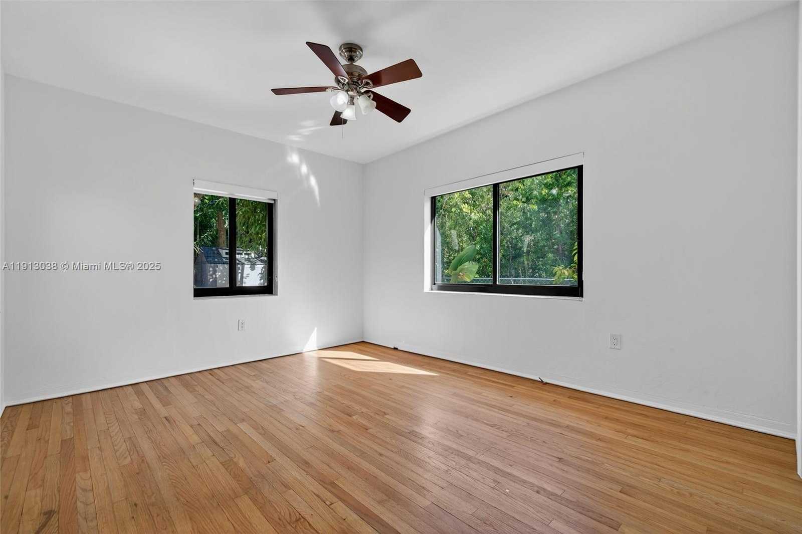 Small Image of 465 NORTH EAST 52ND ST, Miami Number 24