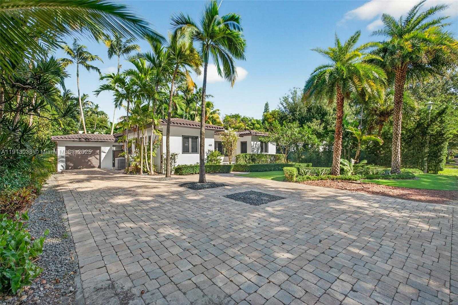 Small Image of 465 NORTH EAST 52ND ST, Miami Number 3