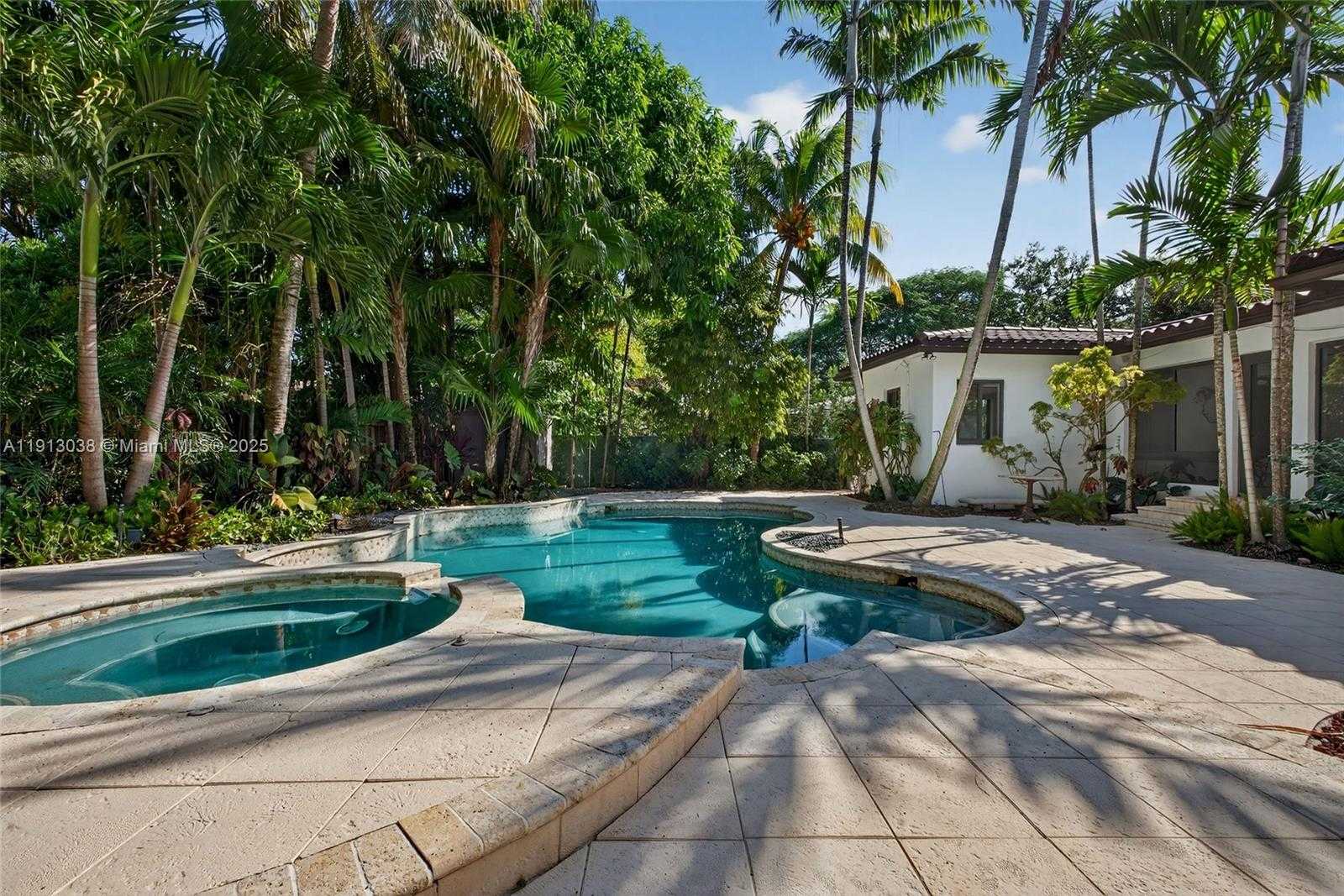 Small Image of 465 NORTH EAST 52ND ST, Miami Number 37