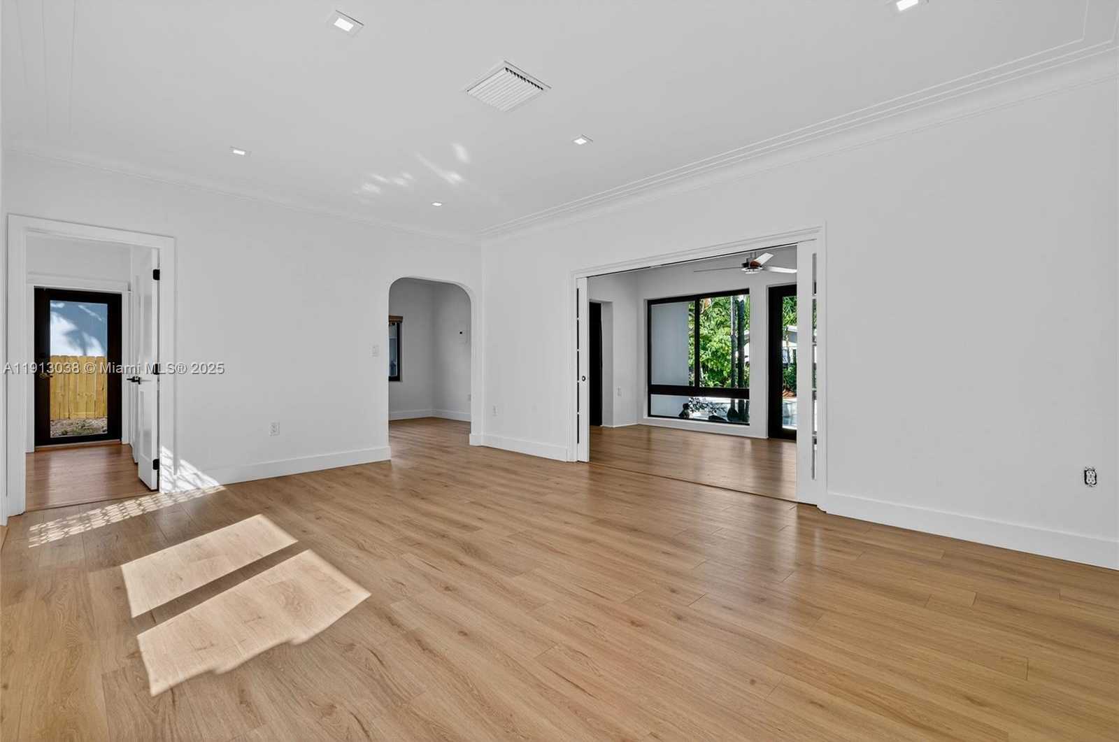 Small Image of 465 NORTH EAST 52ND ST, Miami Number 9