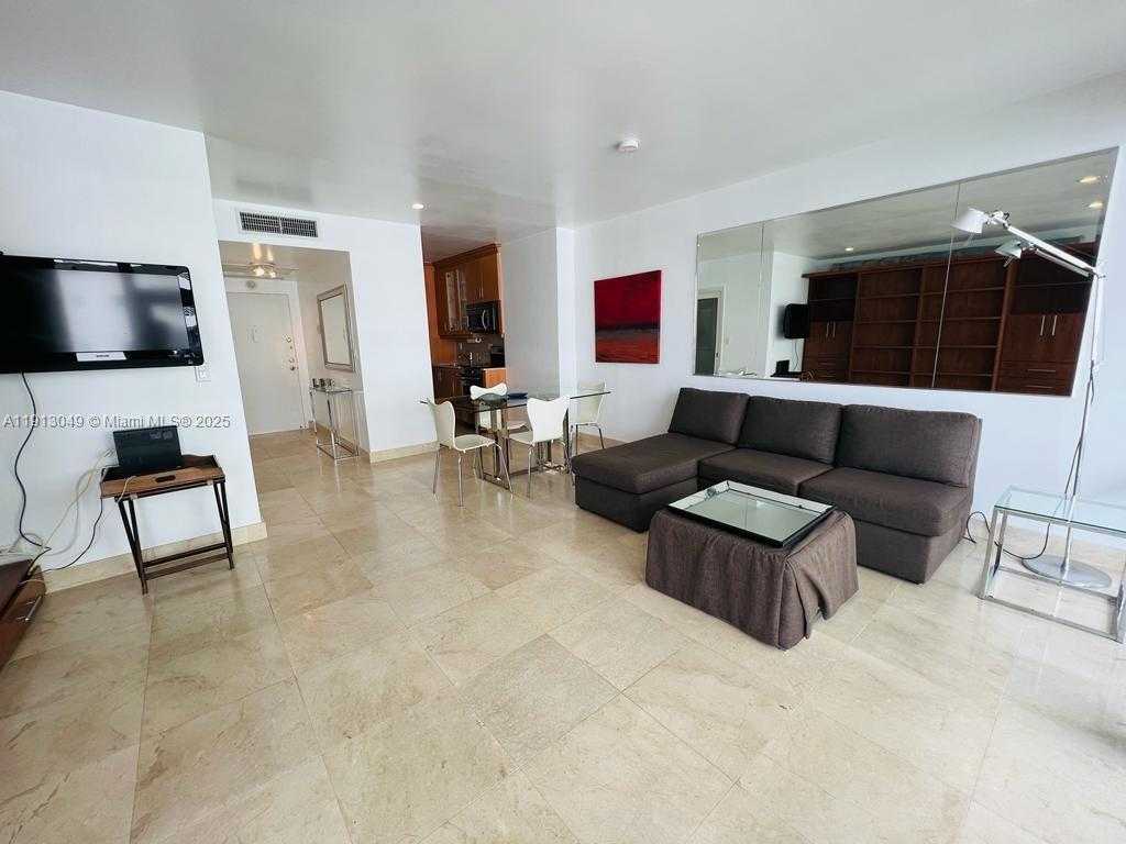 Small Image of 1408 BRICKELL BAY DR #913, Miami Number 16