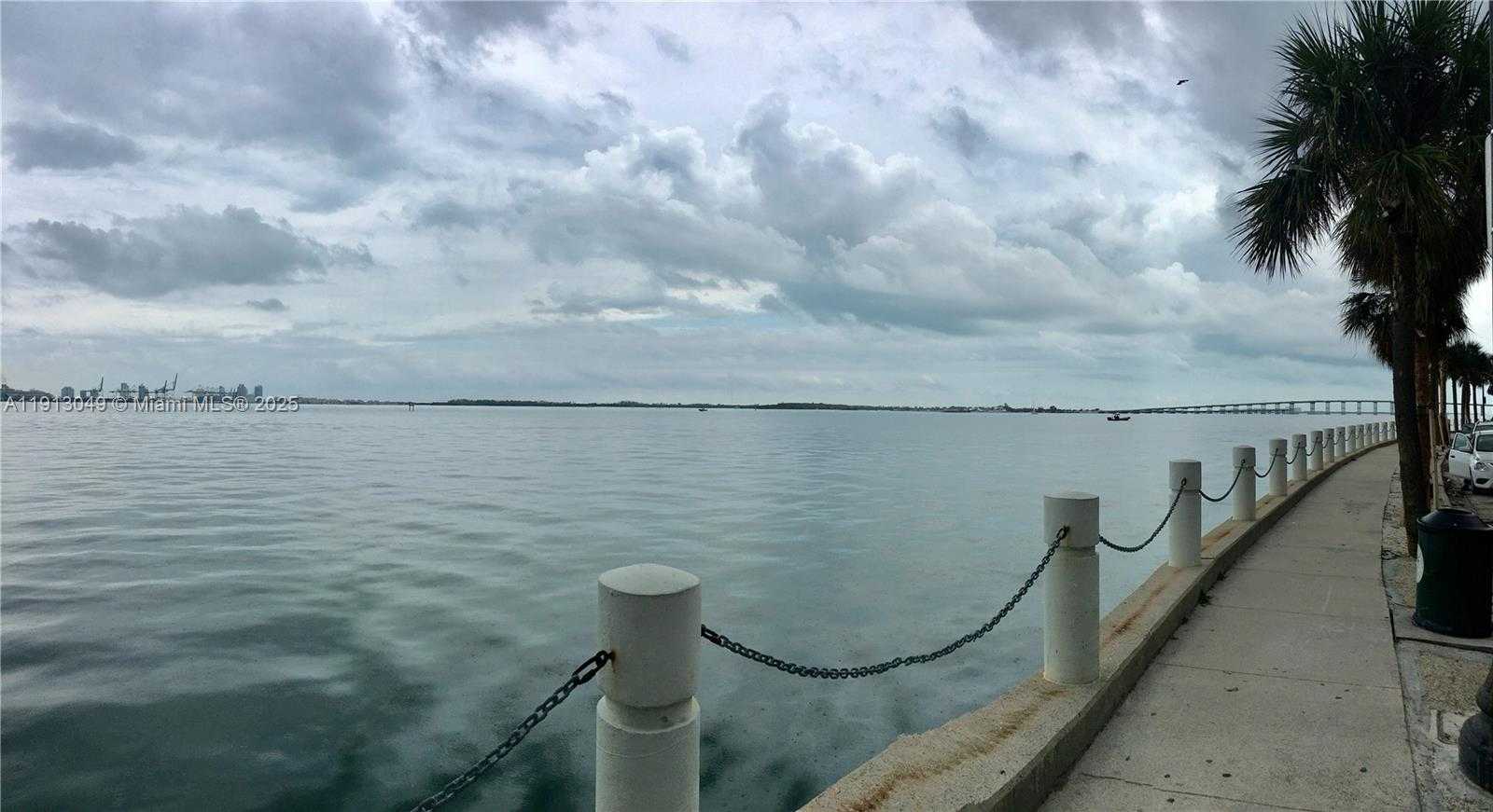 Small Image of 1408 BRICKELL BAY DR #913, Miami Number 25