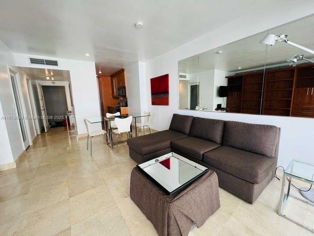 Small Image of 1408 BRICKELL BAY DR #913, Miami Number 5
