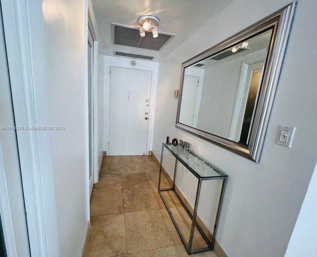 Small Image of 1408 BRICKELL BAY DR #913, Miami Number 7