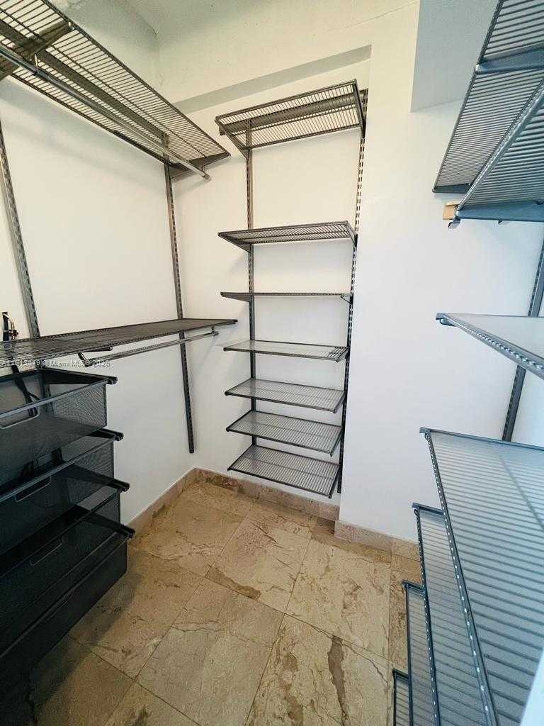 Small Image of 1408 BRICKELL BAY DR #913, Miami Number 9