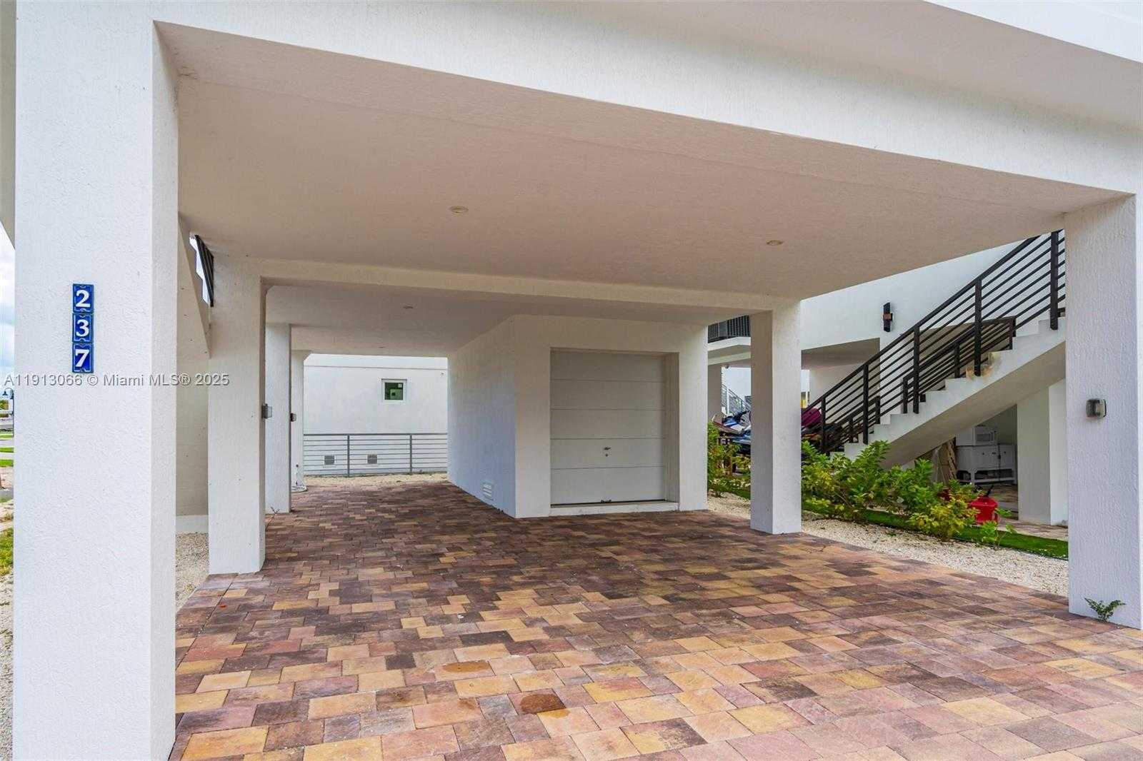 Small Image of 94825 OVERSEAS HWY #237, Key Largo Number 18