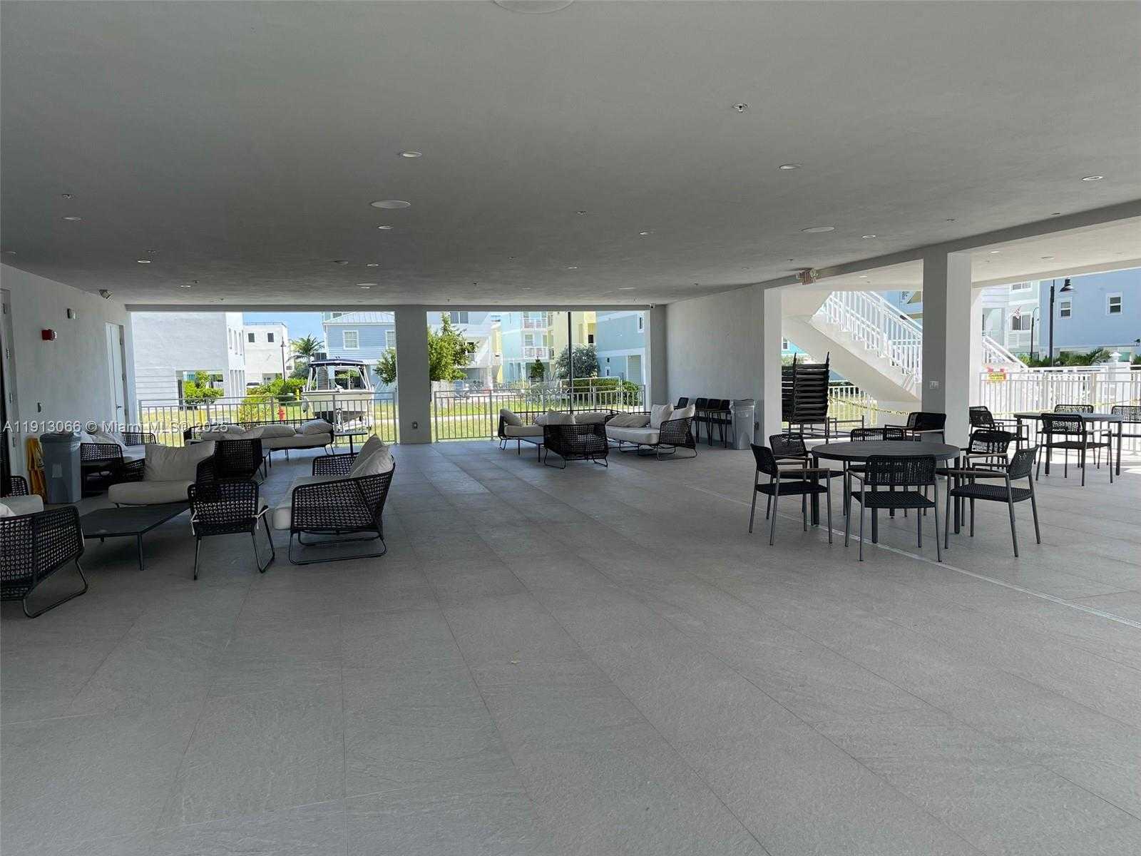 Small Image of 94825 OVERSEAS HWY #237, Key Largo Number 25