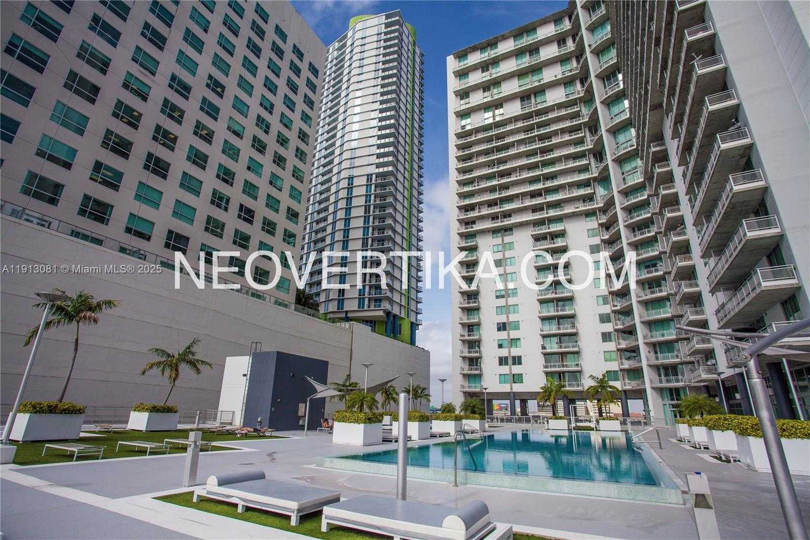 Small Image of 690 SOUTH WEST 1ST CT #PHI20, Miami Number 17