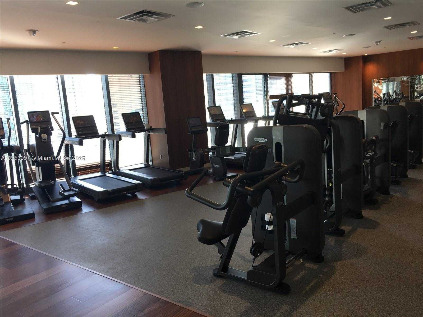 Small Image of 1300 SOUTH MIAMI AV #4111, Miami Number 29