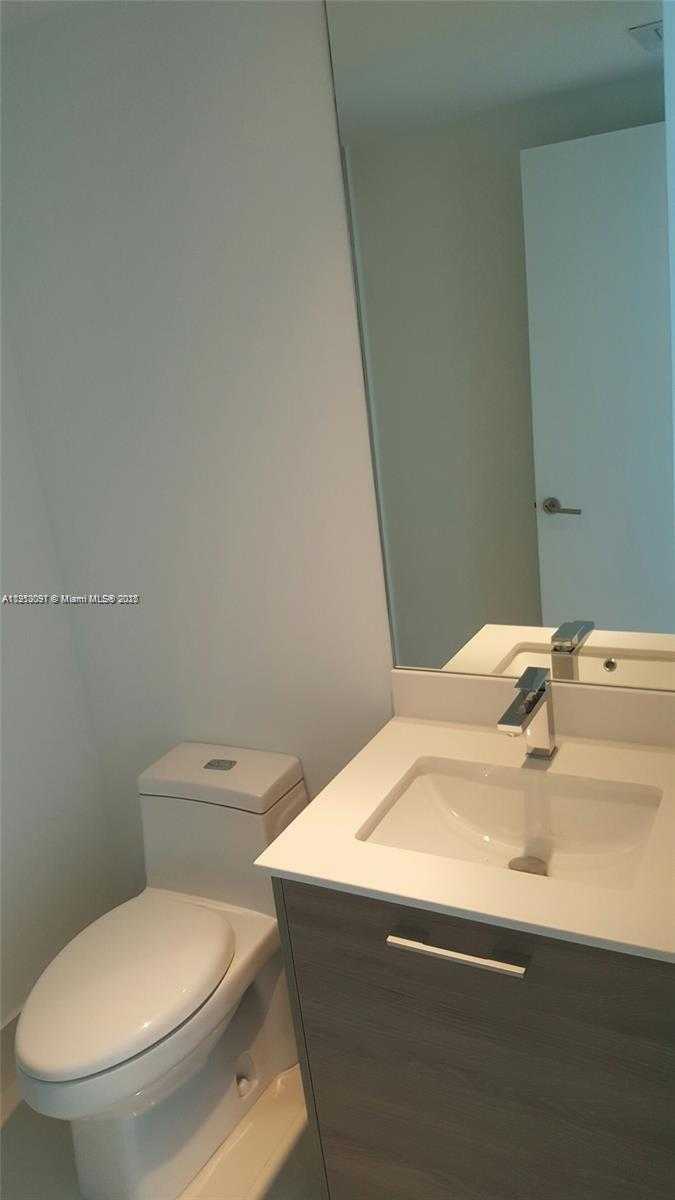 Small Image of 1300 SOUTH MIAMI AV #4111, Miami Number 4