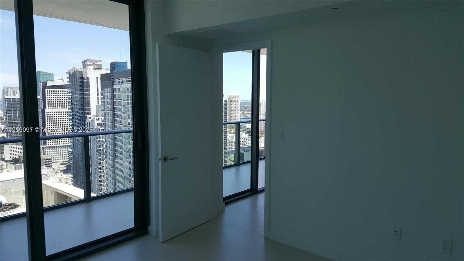 Small Image of 1300 SOUTH MIAMI AV #4111, Miami Number 9