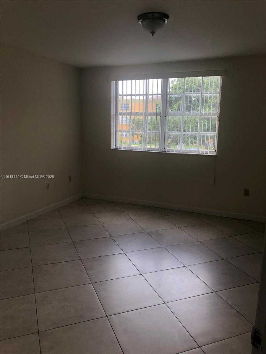 Small Image of 9705 FONTAINEBLEAU BLVD #B105, Miami Number 5